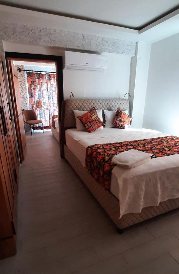 White Country Boutique Hotel อันตัลยา ภายนอก รูปภาพ