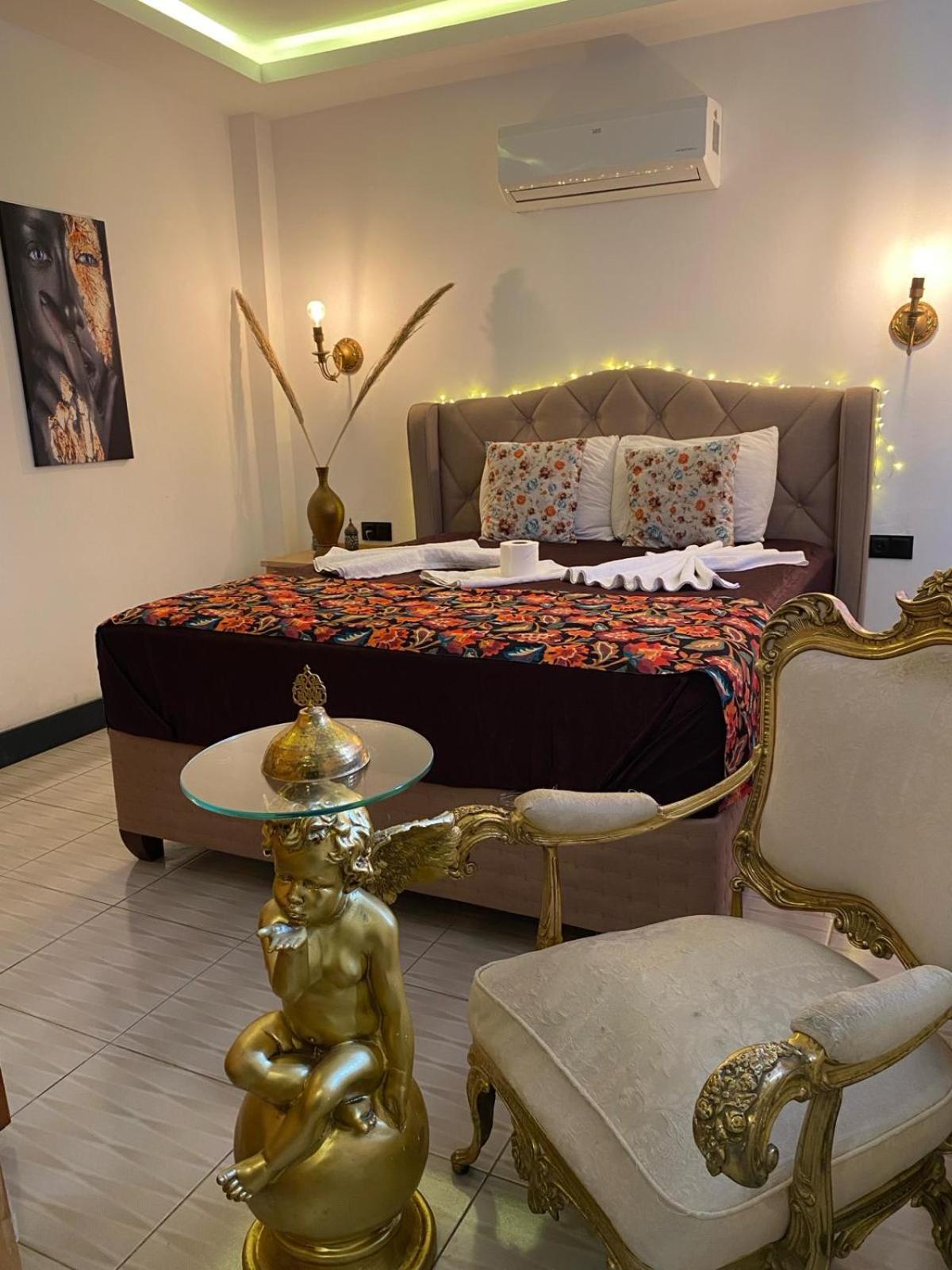 White Country Boutique Hotel อันตัลยา ภายนอก รูปภาพ